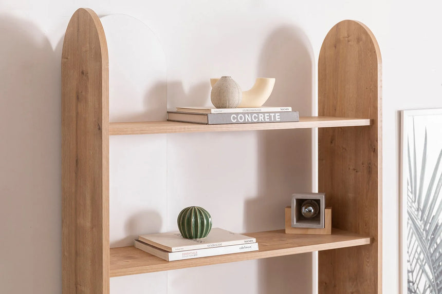 İNDY KİTAPLIK, SAFİR MEŞE BEYAZ