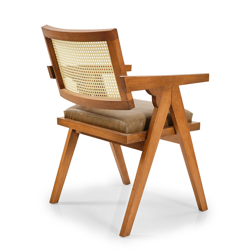 Frame Hazeranlı Ahşap Ayaklı Sandalye